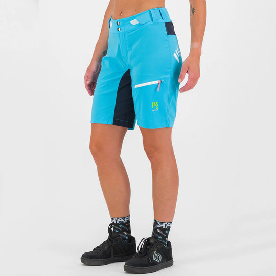 Val Viola Shorts - Women