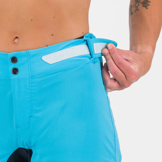 Val Viola Shorts - Women