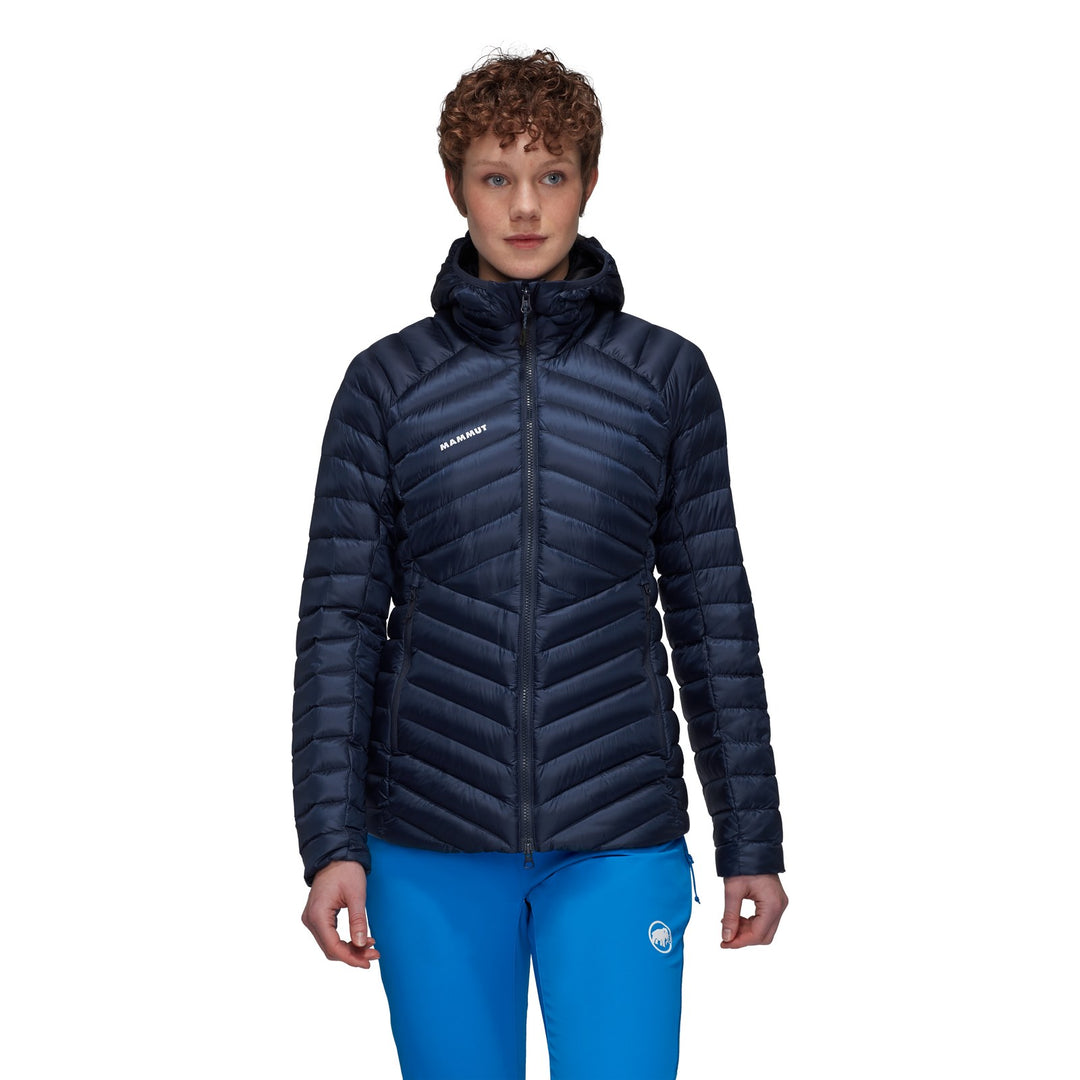Manteau en duvet à capuchon Broad Peak IN - Femme - vue portée