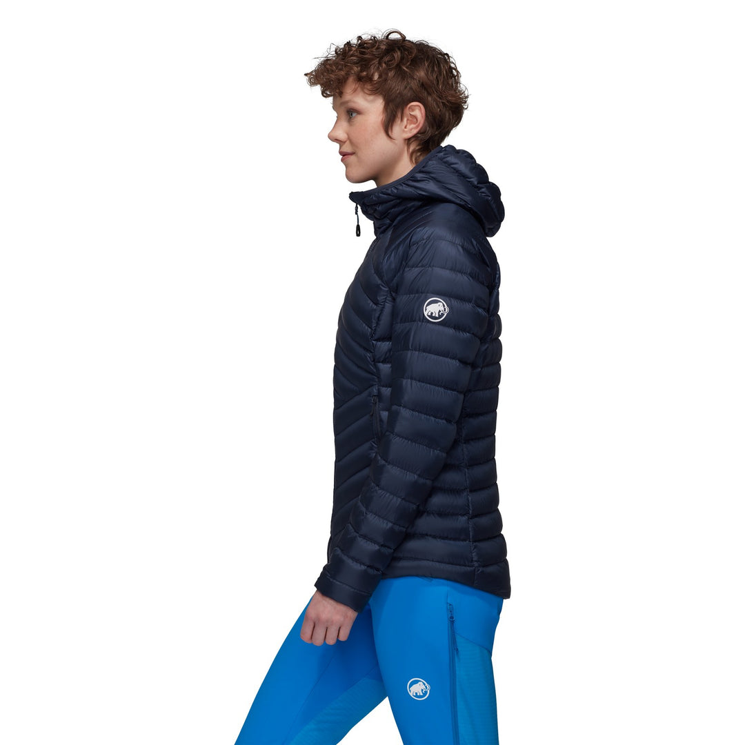 Manteau en duvet à capuchon Broad Peak IN - Femme - vue portée