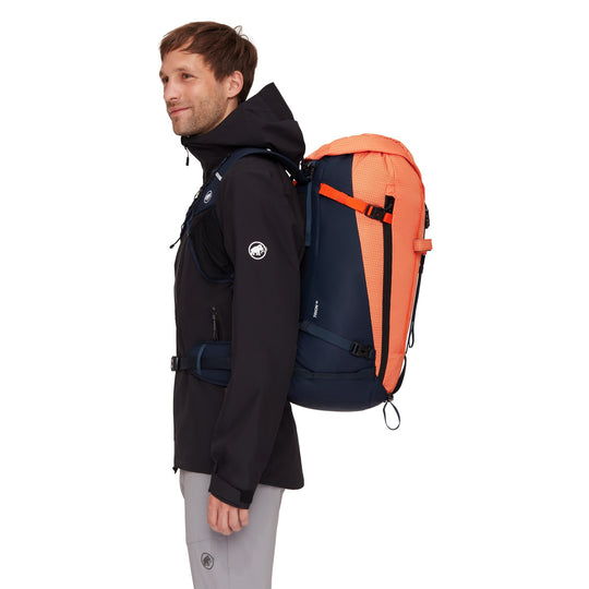 Sac à dos Trion 38L - Unisexe - vue portée
