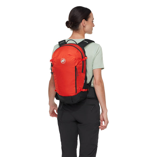 Sac à dos Lithium 20L - Femme - vue portée