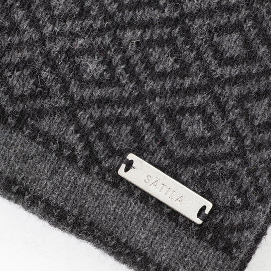 Foulard Granit Sätila charcoal - détail de la maille