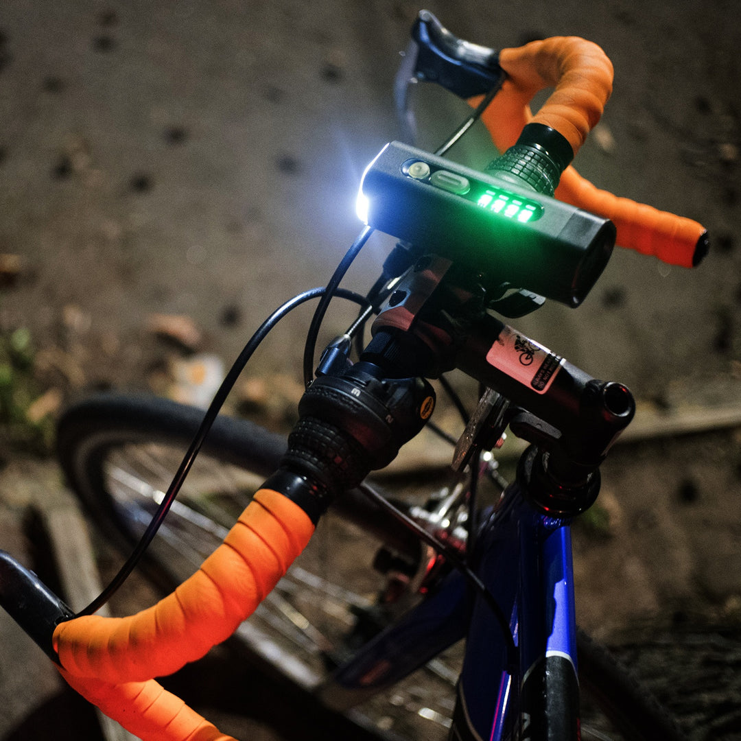 Roadway 1600 Bike Light